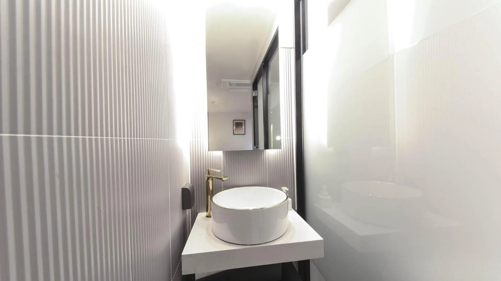 Nd 1226 Hotel Busan